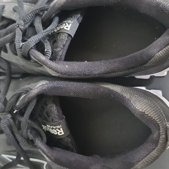 Reebok Realflex Black Sneakers Size 8 - Picture 7 of 8